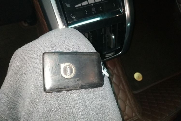 沃尔沃S90 2017款 T5 智雅版中控内饰11