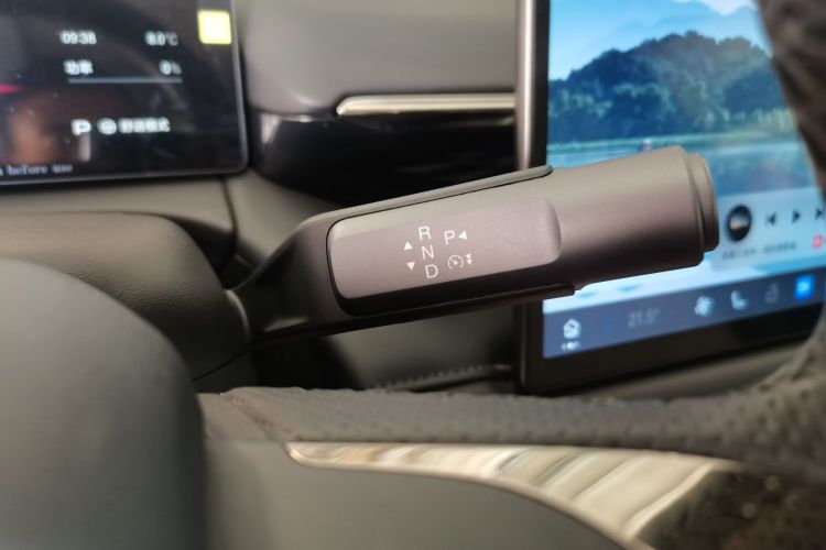 埃安 AION RT 2025款 650激光雷达版局部细节18