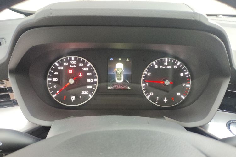 名爵 MG5 2023款 180DVVT 手动风尚版中控内饰14