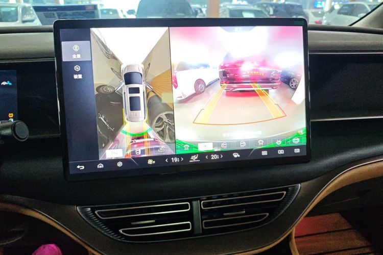 腾势D9 2024款 DM-i 980 四驱尊荣型中控内饰16