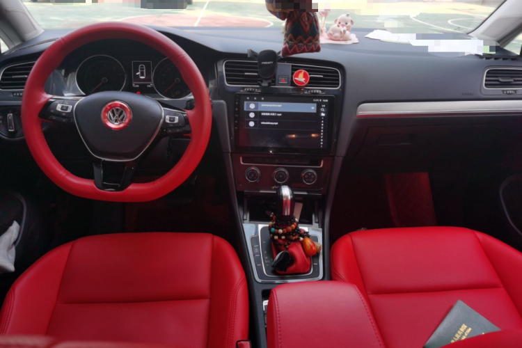 大众 高尔夫 2020款 200TSI DSG舒适进取版中控内饰12