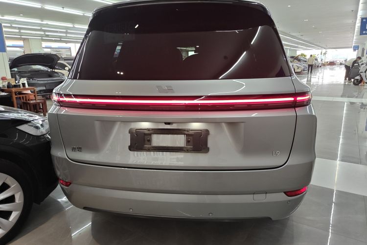 理想汽车 理想L9 2022款 Max车身外观6