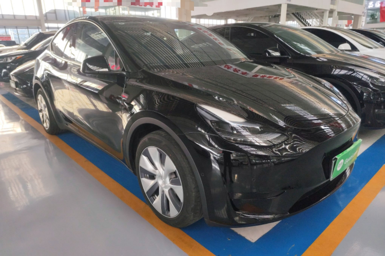 特斯拉 Model Y 2022款 改款 后轮驱动版车身外观6002