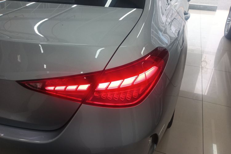 奔驰C级 2022款 C 200 L 运动版车身外观6006