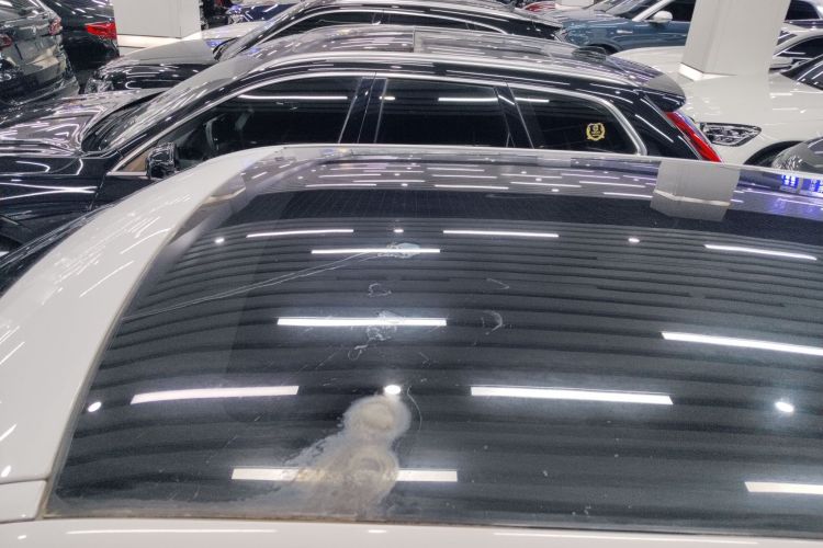 路虎 发现运动版 2020款 249PS R-Dynamic 性能科技版 7座车身外观57