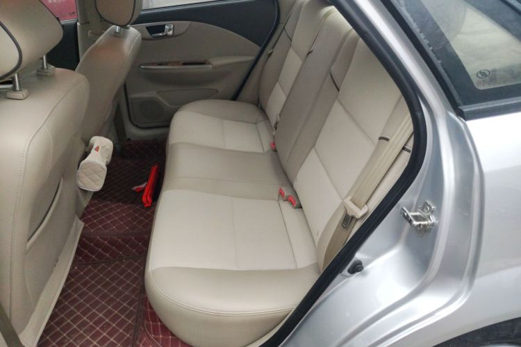 别克 凯越 2015款 1.5L 自动经典型中控内饰7004