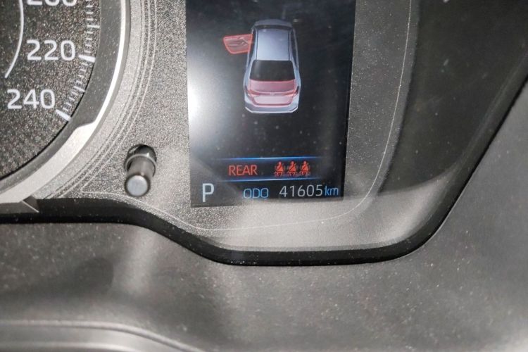 丰田 卡罗拉 2019款 1.2T S-CVT GL先锋版中控内饰15