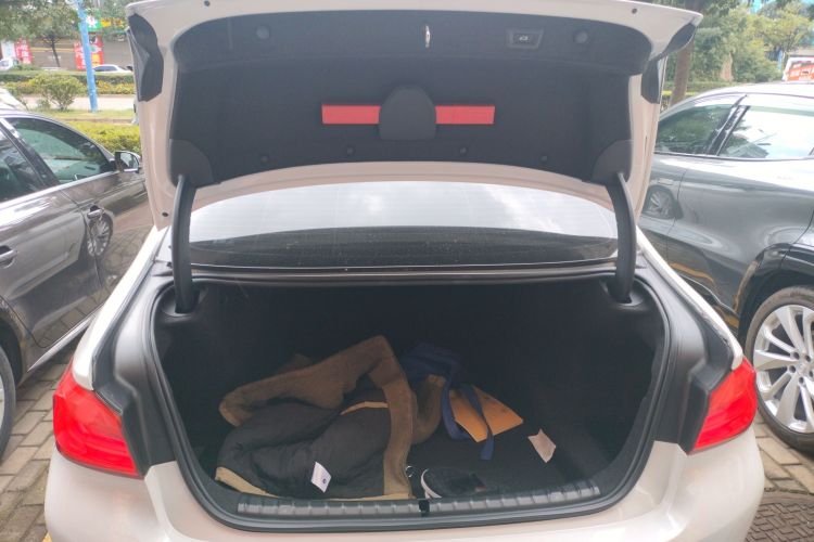 宝马5系 2020款 530Li 领先型 豪华套装局部细节23