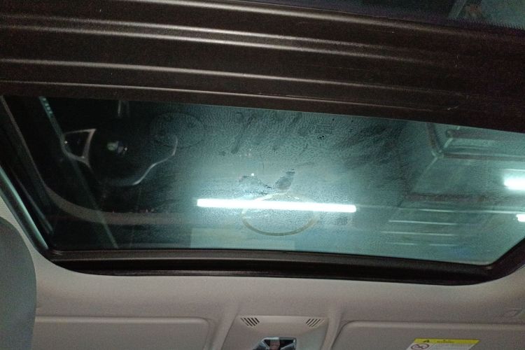 宝马2系(进口) 2023款 225i 四门轿跑车 M运动套装中控内饰22