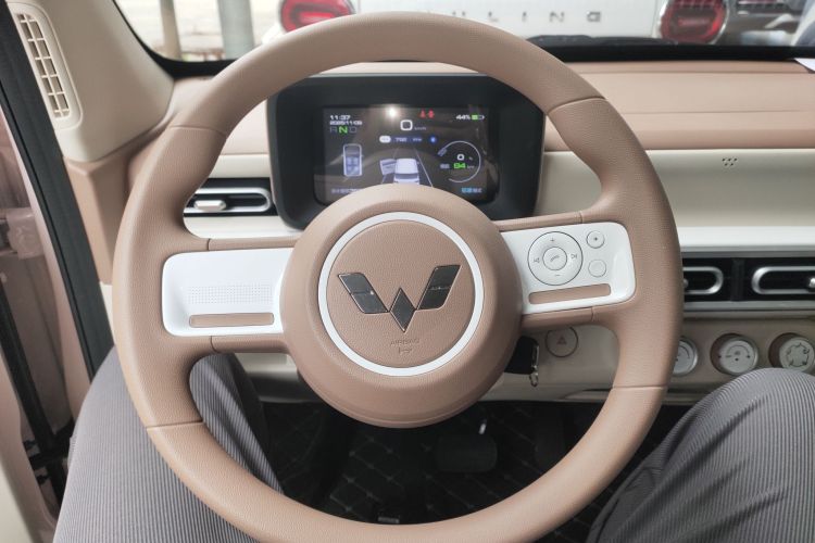 五菱汽车 宏光MINIEV 2024款 第三代 215km 青春版局部细节13