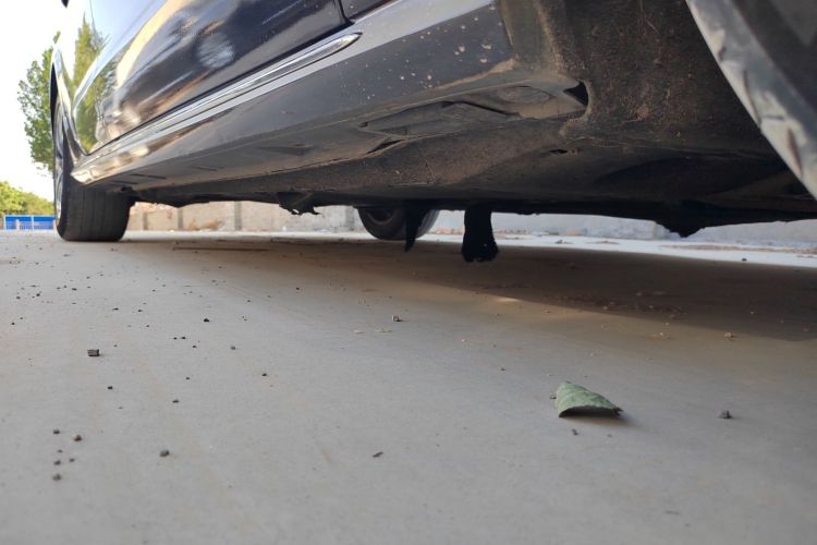 奥迪A6L 2016款 30 FSI 舒适型机舱底盘29