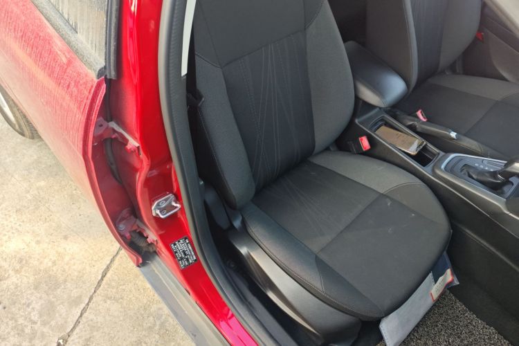 福特 福克斯 2015款 两厢 1.6L 自动舒适型局部细节41