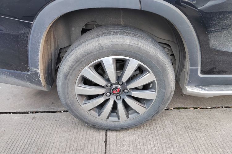 荣威RX8 2019款 30T 智联网两驱超群旗舰版车身外观6008