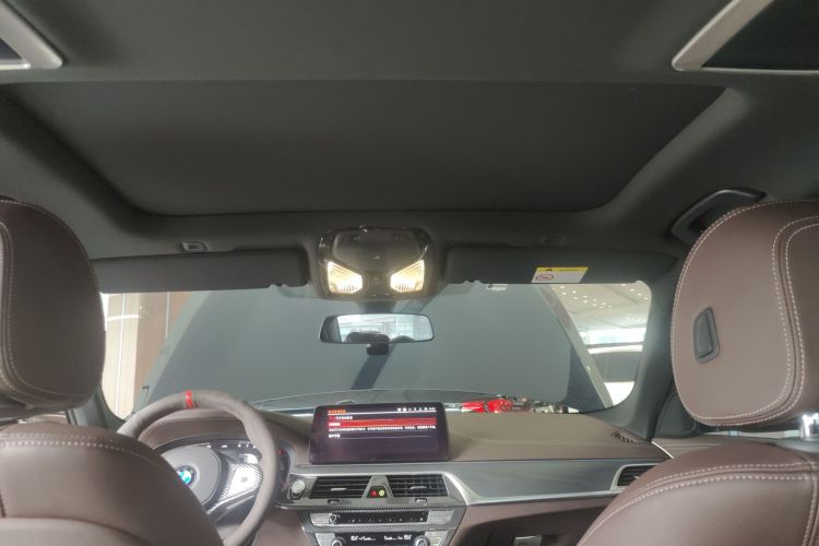 宝马5系 2023款 530Li 领先型 M运动套装局部细节22