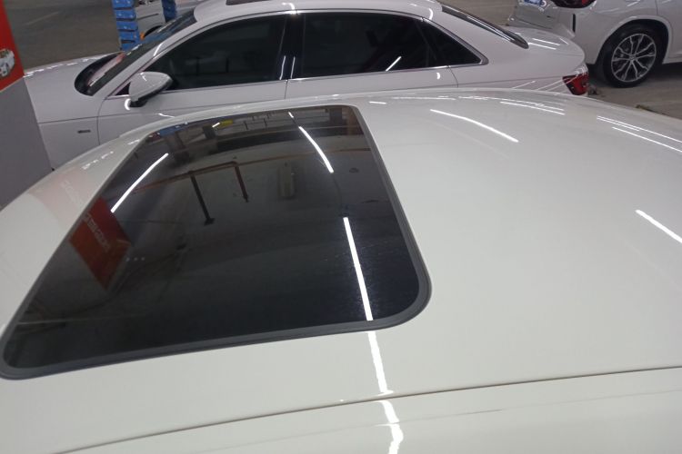 宝马3系 2019款 320i M运动曜夜版局部细节57