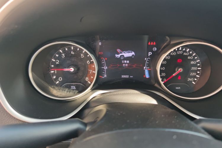 Jeep 指南者 2019款 220T 自动家享炫酷版中控内饰15