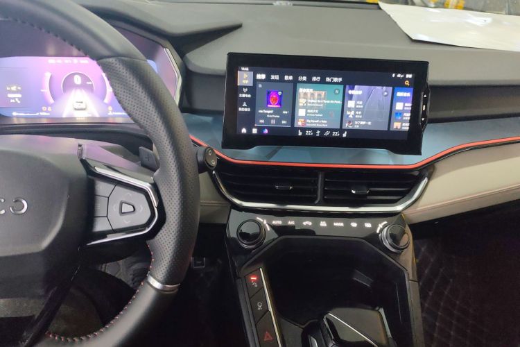 领克06 2020款 1.5T 耀Halo中控内饰16