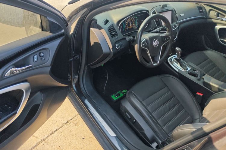 别克 君威 2015款 1.6T 精英技术型中控内饰7003