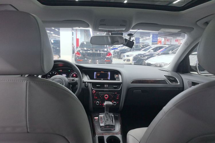 奥迪A4L 2015款 35 TFSI 自动舒适型局部细节22
