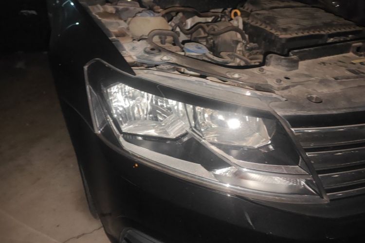 大众 朗逸 2017款 1.6L 自动风尚版车身外观8