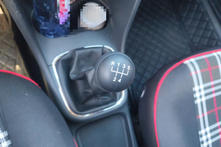 大众 Polo 2014款 1.6L 手动舒适版局部细节18