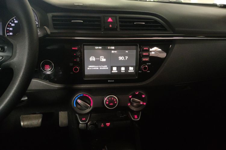 起亚 KX CROSS 2017款 1.4L AT GLS中控内饰16