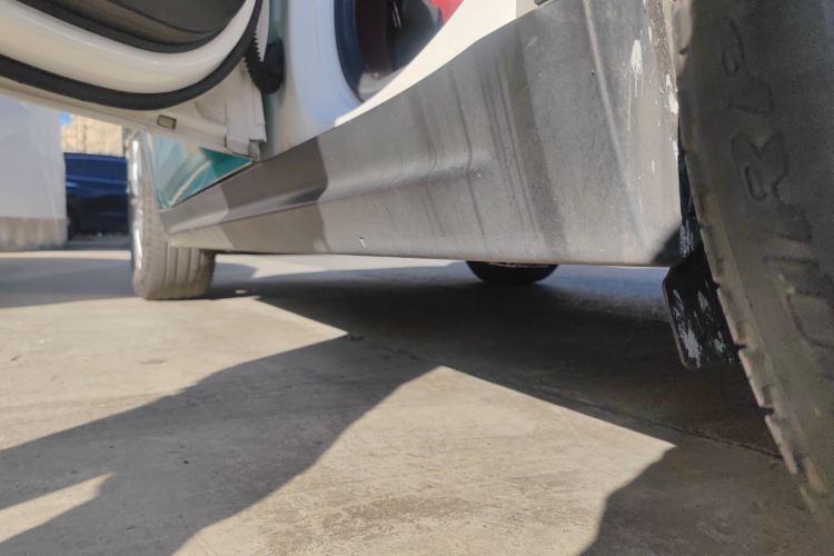 阿尔法·罗密欧 Stelvio斯坦维 2017款 2.0T 200HP 豪华版局部细节9002