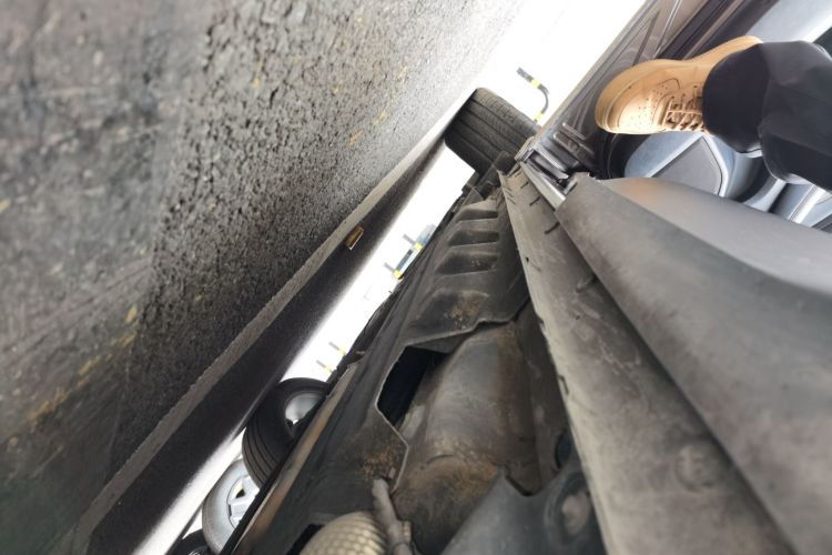 福特 锐界 2015款 2.7T GTDi 四驱尊锐型 7座局部细节9002