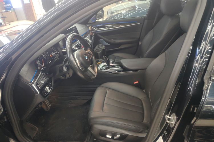 宝马5系 2018款 525Li M运动套装局部细节19