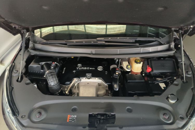 别克GL8 2017款 28T Avenir艾维亚 国V机舱底盘24