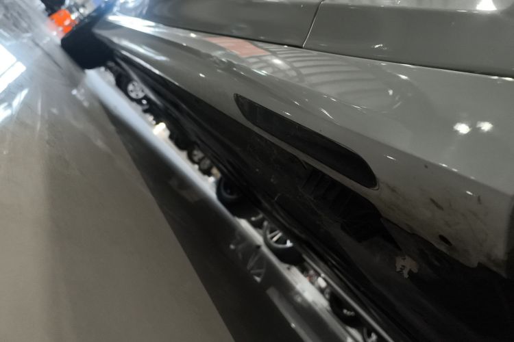 宝马3系 2023款 325Li M运动套装局部细节9001