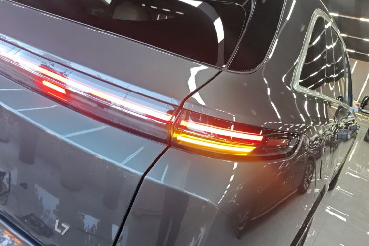 理想汽车 理想L7 2023款 Pro车身外观9