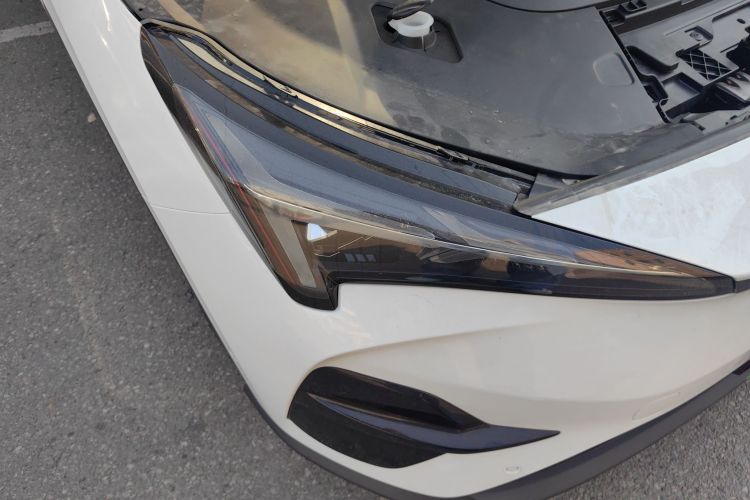 ARCFOX极狐 极狐 阿尔法T5(ARCFOX αT5) 2025款 520 MAX车身外观8