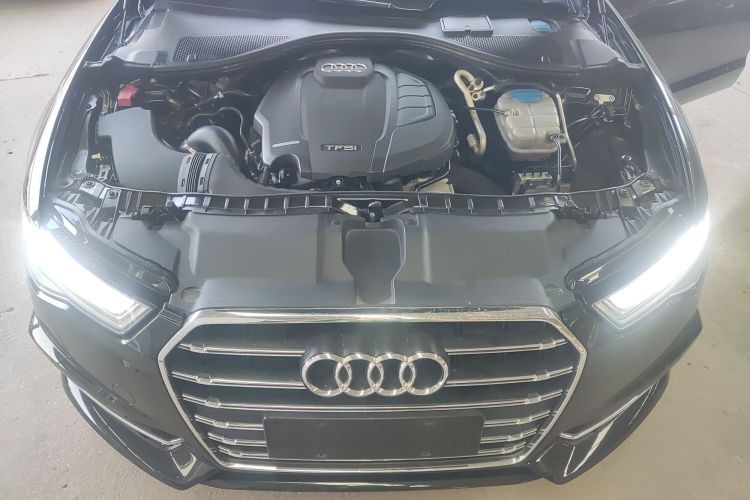 奥迪A6L 2018款 35 TFSI 典藏版机舱底盘24