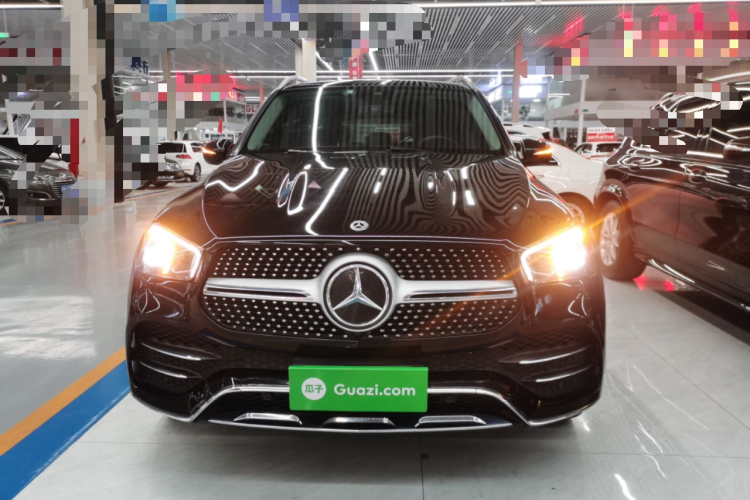 奔驰GLE 2021款 GLE 350 4MATIC 时尚型车身外观2