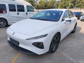 荣威D7 2023款 EV 510km 后驱旗舰版