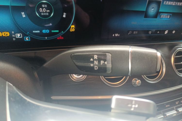 奔驰E级(进口) 2021款 E 260 时尚型运动版局部细节18