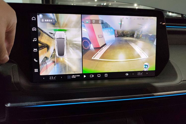 小鹏P7 2023款 P7i 702 Pro中控内饰16