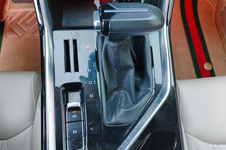 五菱汽车 五菱星辰 2021款 1.5T CVT星曜版中控内饰18