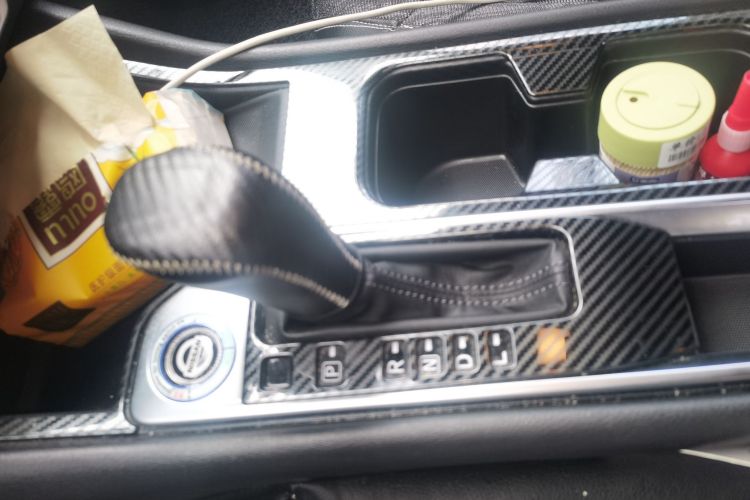 日产 轩逸 2020款 改款 1.6L XL CVT悦享版中控内饰18