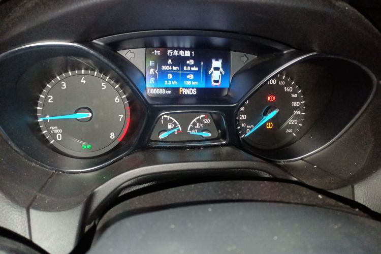 福特 福克斯 2018款 两厢经典 EcoBoost 180 自动运动型中控内饰14