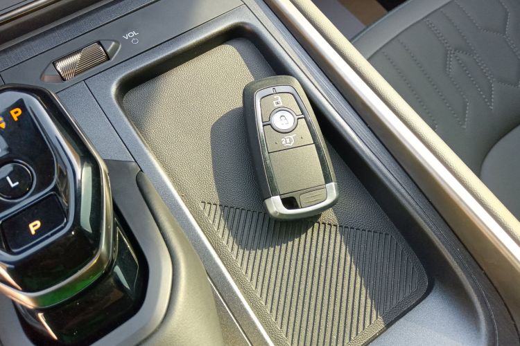 福特 2023款 锐界L 2.0T EcoBoost 两驱七座豪华型中控内饰11