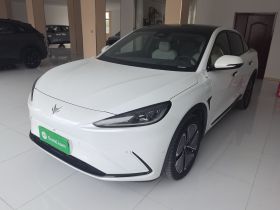 ARCFOX极狐 极狐 阿尔法S6 2025款 735MAX 175kW