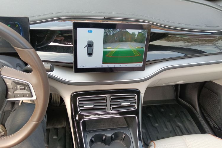 比亚迪 秦PLUS 2024款 荣耀版 DM-i 120KM领先型中控内饰16