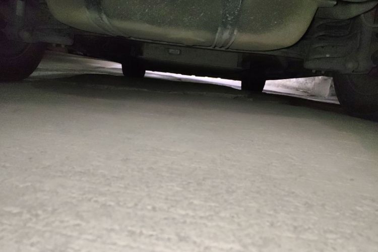 比亚迪 秦PLUS 2024款 荣耀版 DM-i 55KM领先型局部细节9009