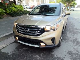 广汽传祺 传祺GS4 2018款 235T 自动两驱豪华智联版