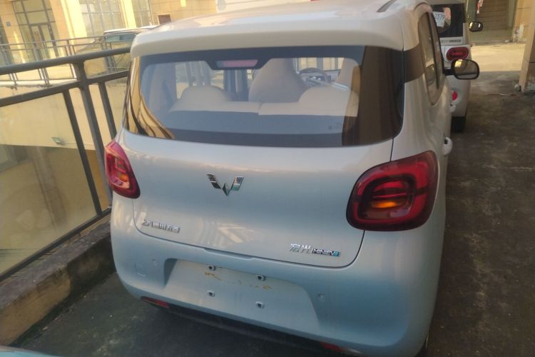 五菱汽车 宏光MINIEV 2025款 四门版 臻享+款车身外观6