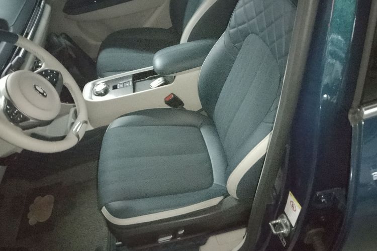 欧拉好猫 2022款 400km标准续航 尊贵型 磷酸铁锂局部细节19