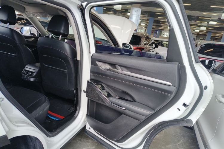 哈弗H6 2021款 第三代 2.0T 自动两驱Max中控内饰45