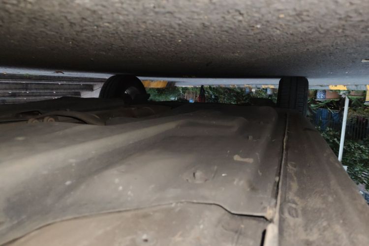 大众 Polo 2011款 1.4L 自动致酷版局部细节9001